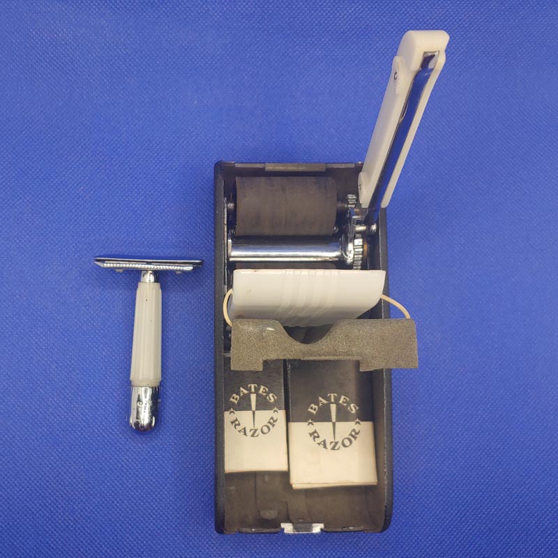 Bates Razor
