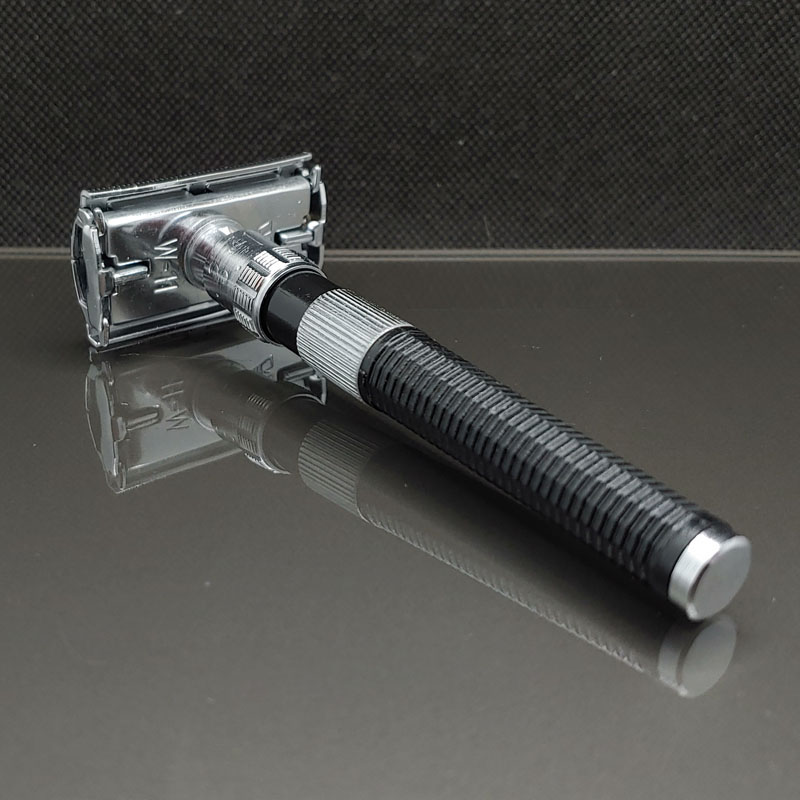 Wizamet W11 Ridged Handle