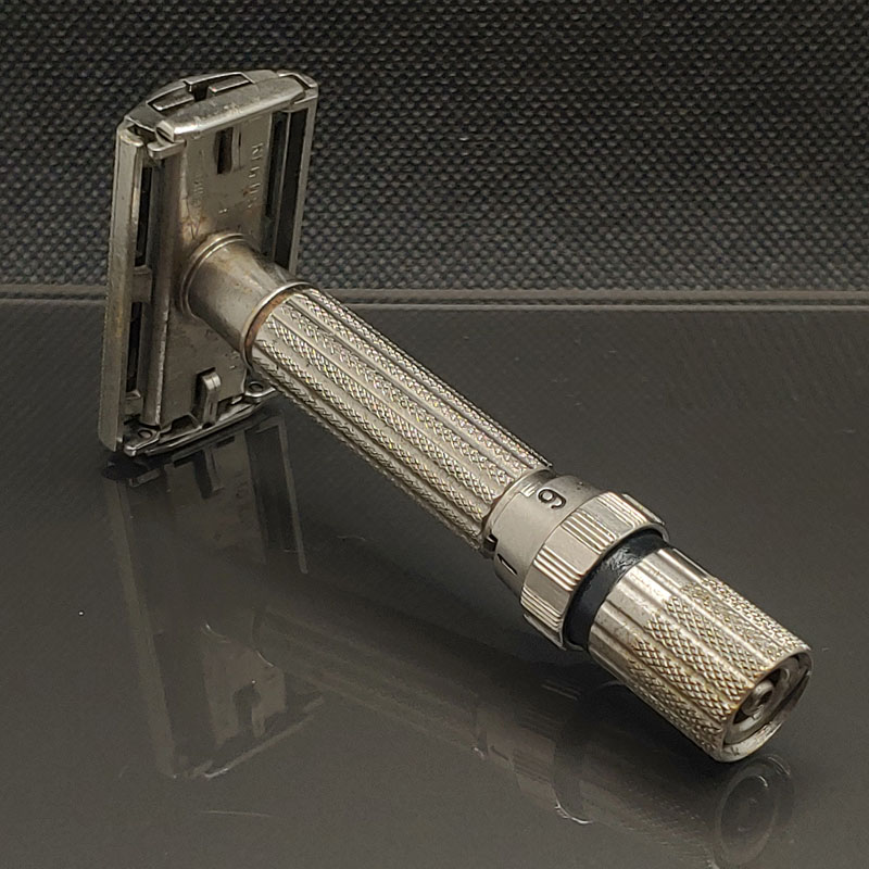 Gillette Bottom Dial